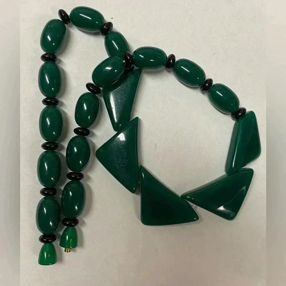 GREEN CHOKER 17" NECKLACE. - Picture 4 of 4